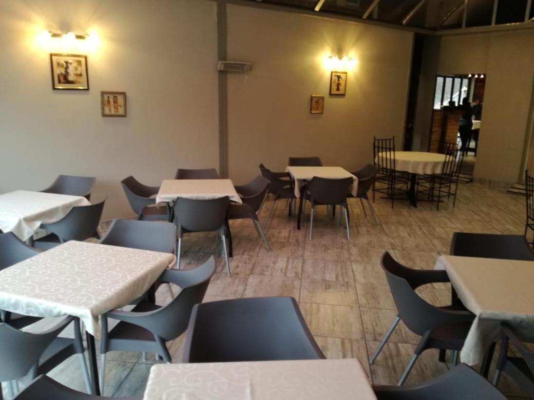 Skylight Lodge Harrismith Bagian luar foto